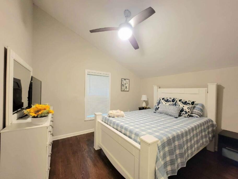 Refreshed!! Private 4Brms 2 Bath - 2 King Beds!! Villa Смирна Екстериор снимка