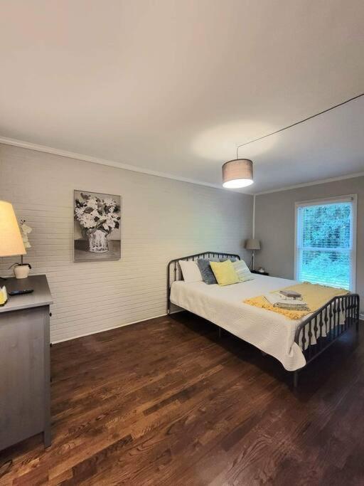 Refreshed!! Private 4Brms 2 Bath - 2 King Beds!! Villa Смирна Екстериор снимка